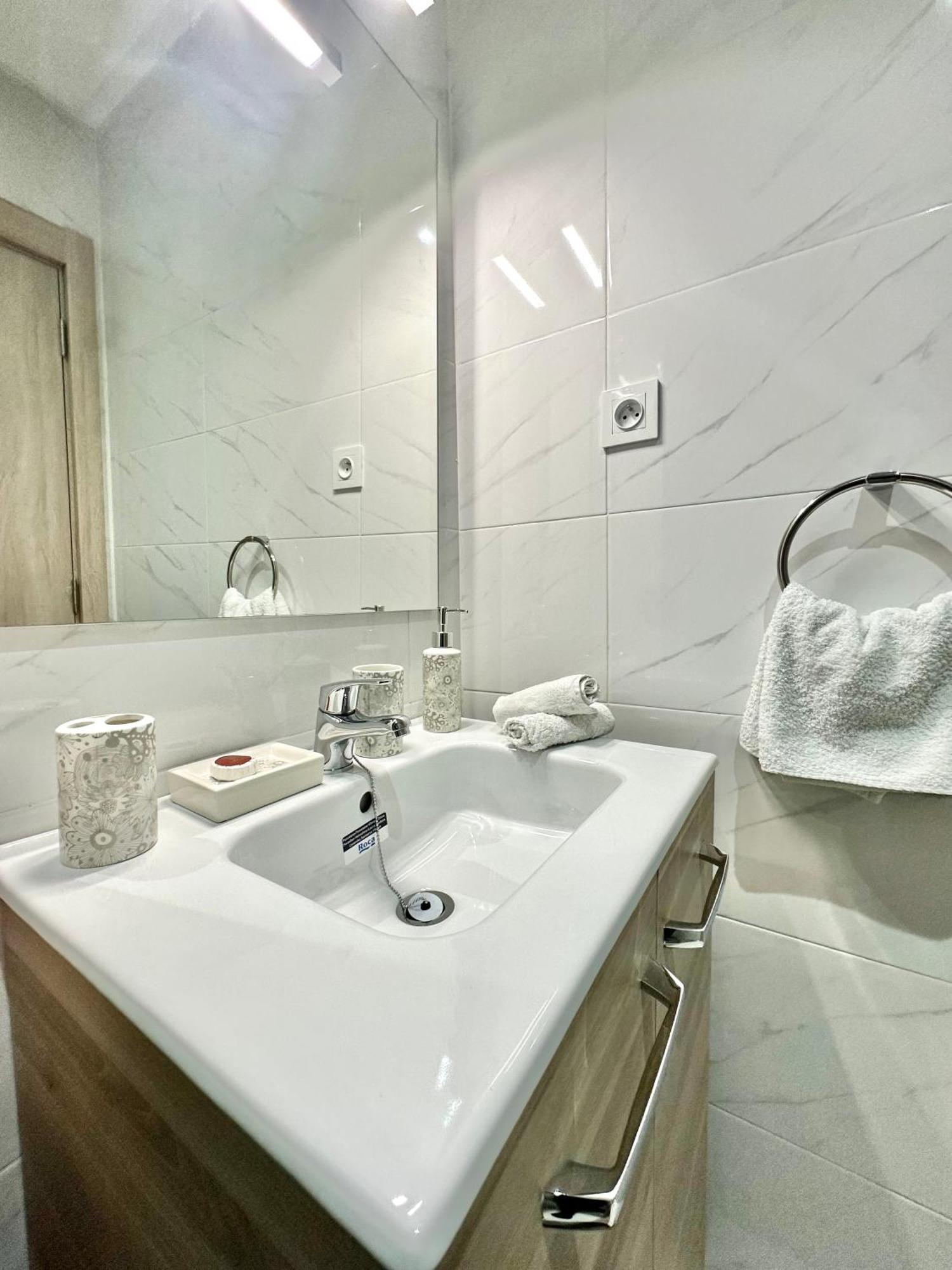 Condo In Marrakech With Pool マラケシュ エクステリア 写真